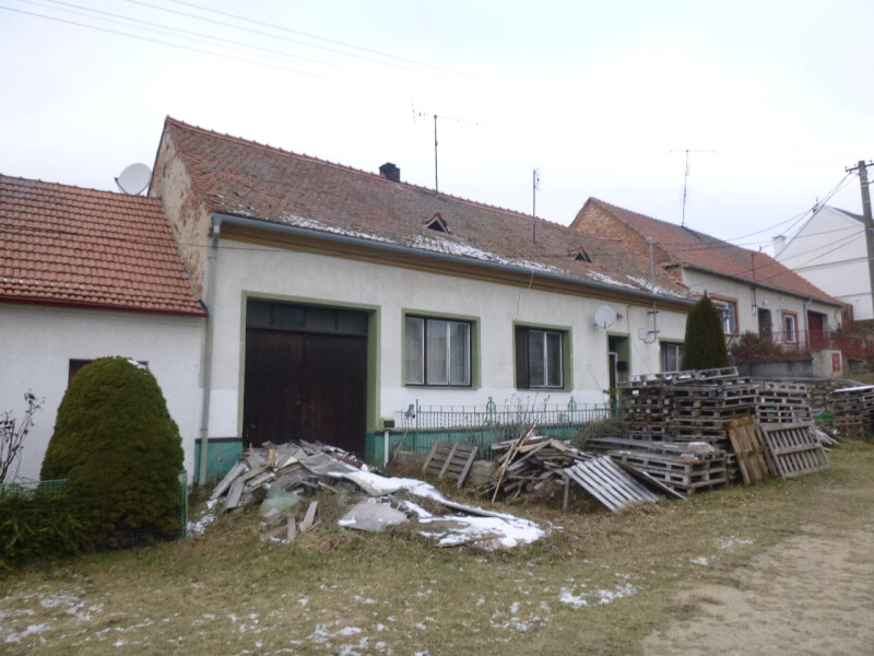 Podíl na rodinném domě v obci Vedrovice, okr. Znojmo