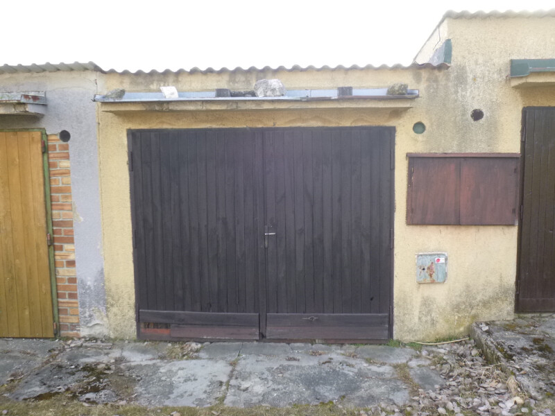 Garáž v obci Slavče, okr. České Budějovice