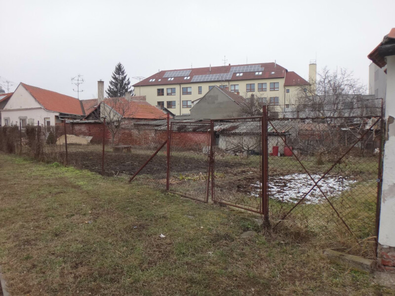 Podíl 1/3 na zahradě v k.ú. Pohořelice nad Jihlavou, okres Brno - venkov