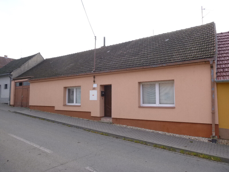 Rodinný dům v obci Uherčice, okres Břeclav