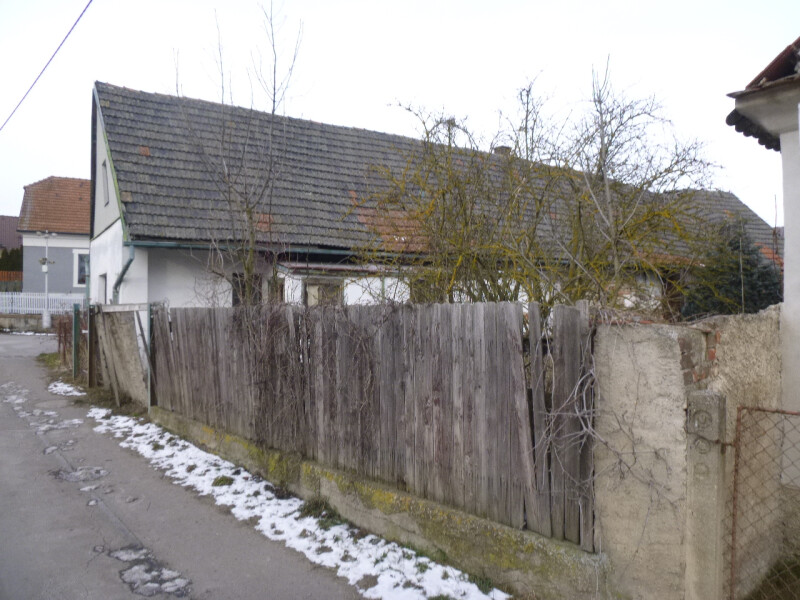 Podíl na rodinném domě v obci Uhersko, okr. Pardubice