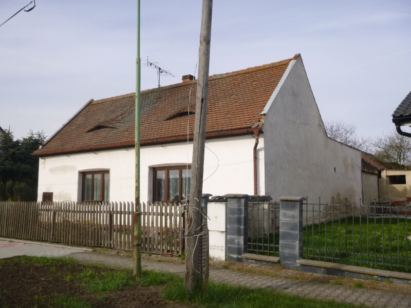 Rodinný dům v obci Žiželice, okr. Louny
